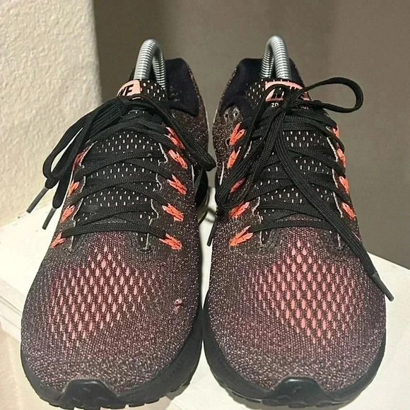 Nike Womens Zoom All Out Low 878671-002 Black Lava Running Shoe Sneakers Sz 8.5 - Picture 7 of 10